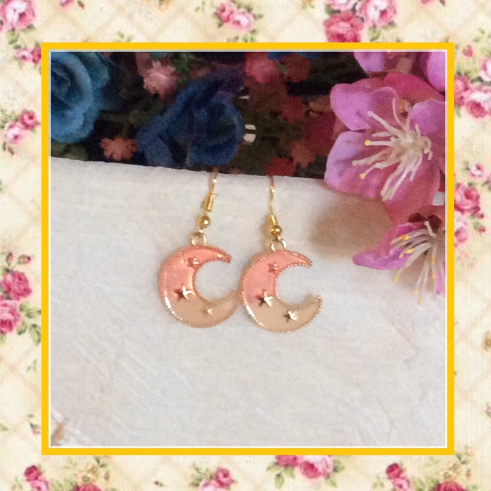 🌺 GOLD STAR & PINK CREAM MOON EARRINGS BOHO CHIC BOHEMIAN PASTEL GYPSY LOVE